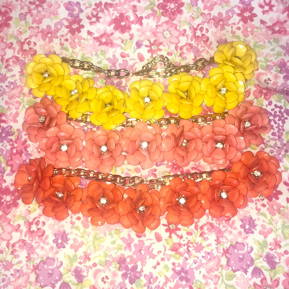Flower Statement necklaces